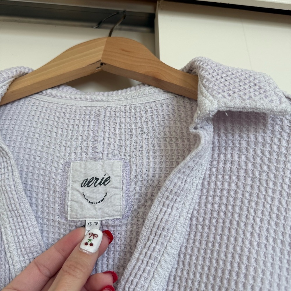 Aerie Light Purple Waffleknit V-Neck Pullover Sweater - Picture 3 of 6